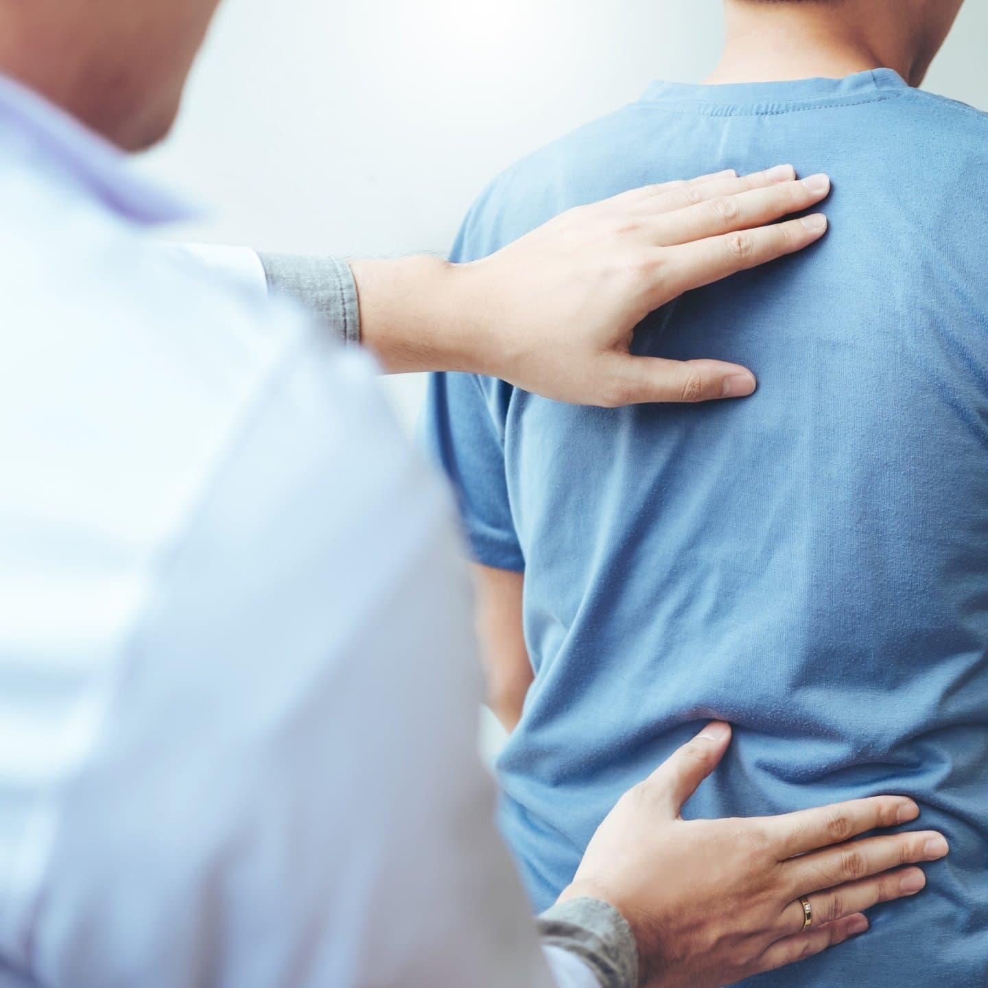 Physiotherapeut Rückenmassage